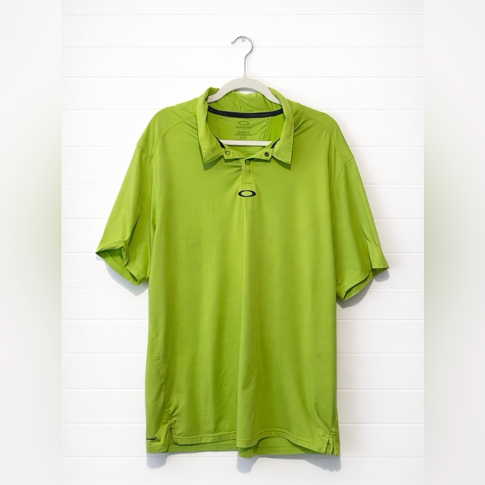 Oakley Men's Vibrant Lime Polo Shirt